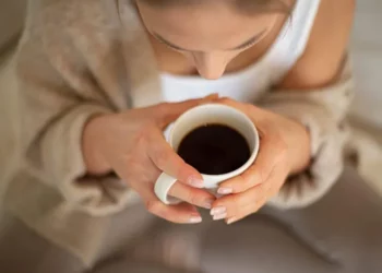 Một số đồ uống không nên dùng vào buổi tối vì có thể gây hại cho sức khỏe của Bạn