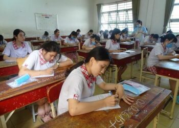 Thành Phố HCM Gấp rút hoàn thành việc cập nhật thông tin học sinh lớp 12 lên cơ sở dữ liệu toàn ngành