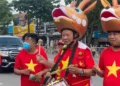 Hòa chung không khí tại SVĐ Tỉnh Phú Thọ trước trận đấu giữa U23 Việt Nam và U23 Philippines
