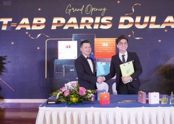 RA MẮT THƯƠNG  HIỆU NƯỚC HOA THIÊN NHIÊN T-AB PARIS