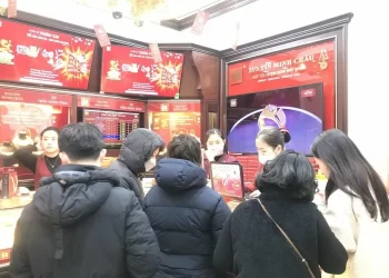 Ngày 29/12/2023 vàng miếng SJC giảm sâu