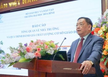 Trường Đại học Hòa Bình vinh dự đón nhận giấy chứng nhận kiểm định chất lượng cơ sở giáo dục